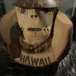 Handmade Vintage Hawaiian Coconut Souvenir 