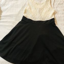 Forever 21 Elegant Prom/Graduation/Party Dress