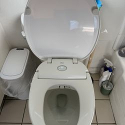 Toilet (round) with Bidet