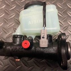 Miyaco Brake Master Cylinder - 472-01-356-00 / M5670 - TY 4Runner & Pickup