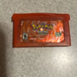 Nintendo Game Boy Pokémon Fire Red