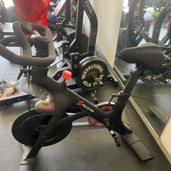 Peleton Bike