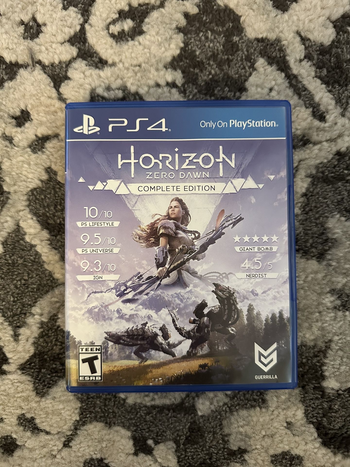 Horizon Zero Dawn Complete Edition PS4