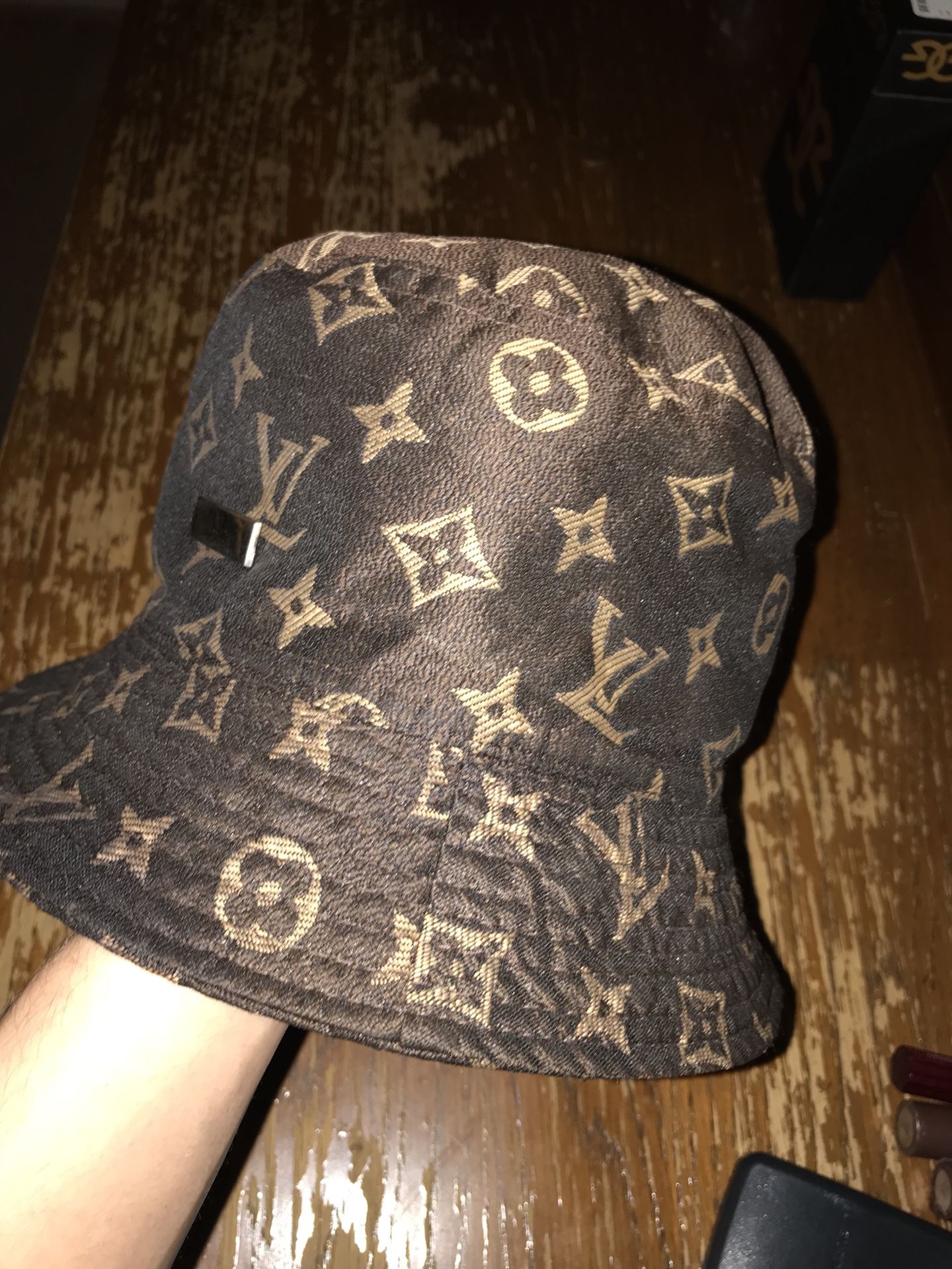 Louis Vuitton Hat for Sale in Chicago, IL - OfferUp