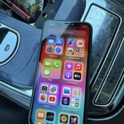 iPhone 11 64GBs