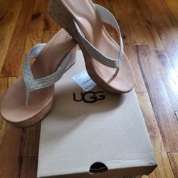 Uggs wedges size 9 NEW