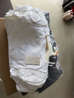 9 Woman’s white shirts