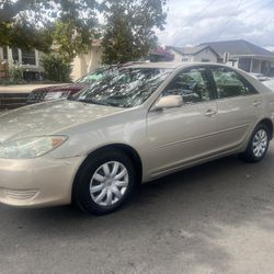 2005 Toyota Camery 