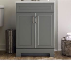 24" BATHROOM VANITY NEW WITH TOP
