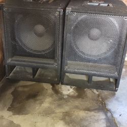 Big speakers 