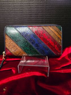 Tory Burch Gemini Link Snake Zip Continental Wallet features a multicolor patchwork snakeskin design