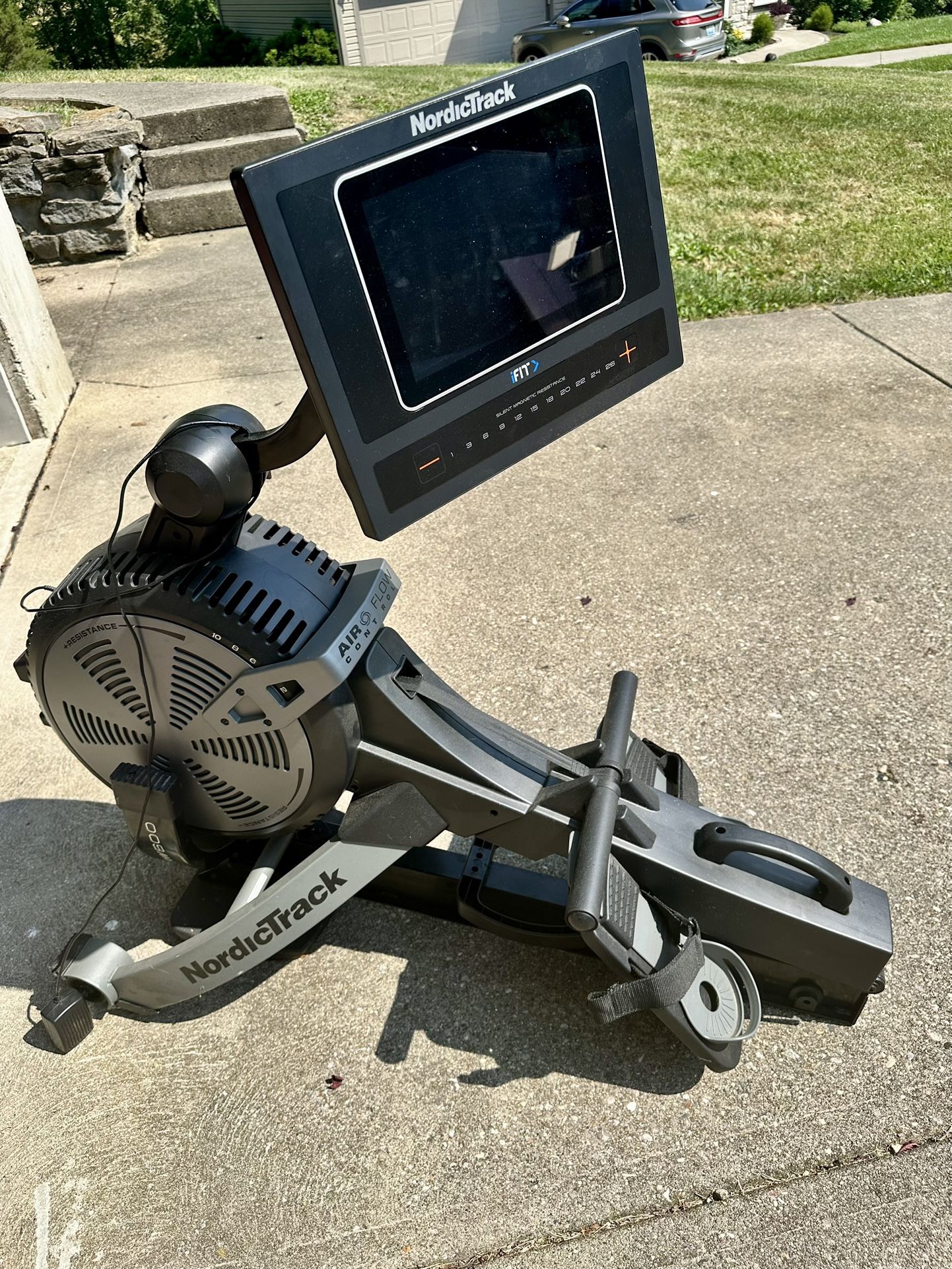 NordicTrack Row Machine W/ Apple IFIT