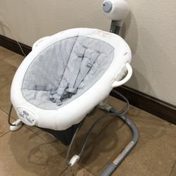Graco- Swing With Portable Bouncer