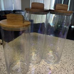 Kitchen food storage Containers