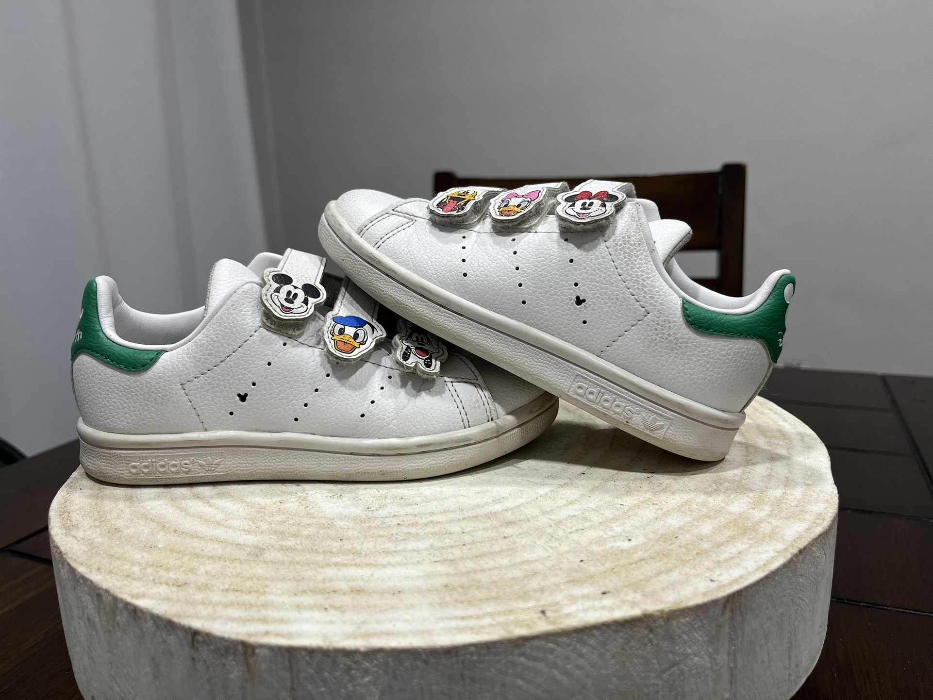 Adidas Disney Stan Smith Kids Shoes Size 11K Mickey & Friends White Green
