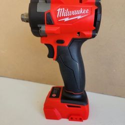 Milwaukee. 18v   impact Wrench 1/2" 🔧 brushless Motor new 
