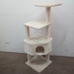 Cat Tower Good Condition Pickup Between M-F 2:00-5:40 S-S 2:00-4:40 Rainbow/Charleston Cash Only Read Description 