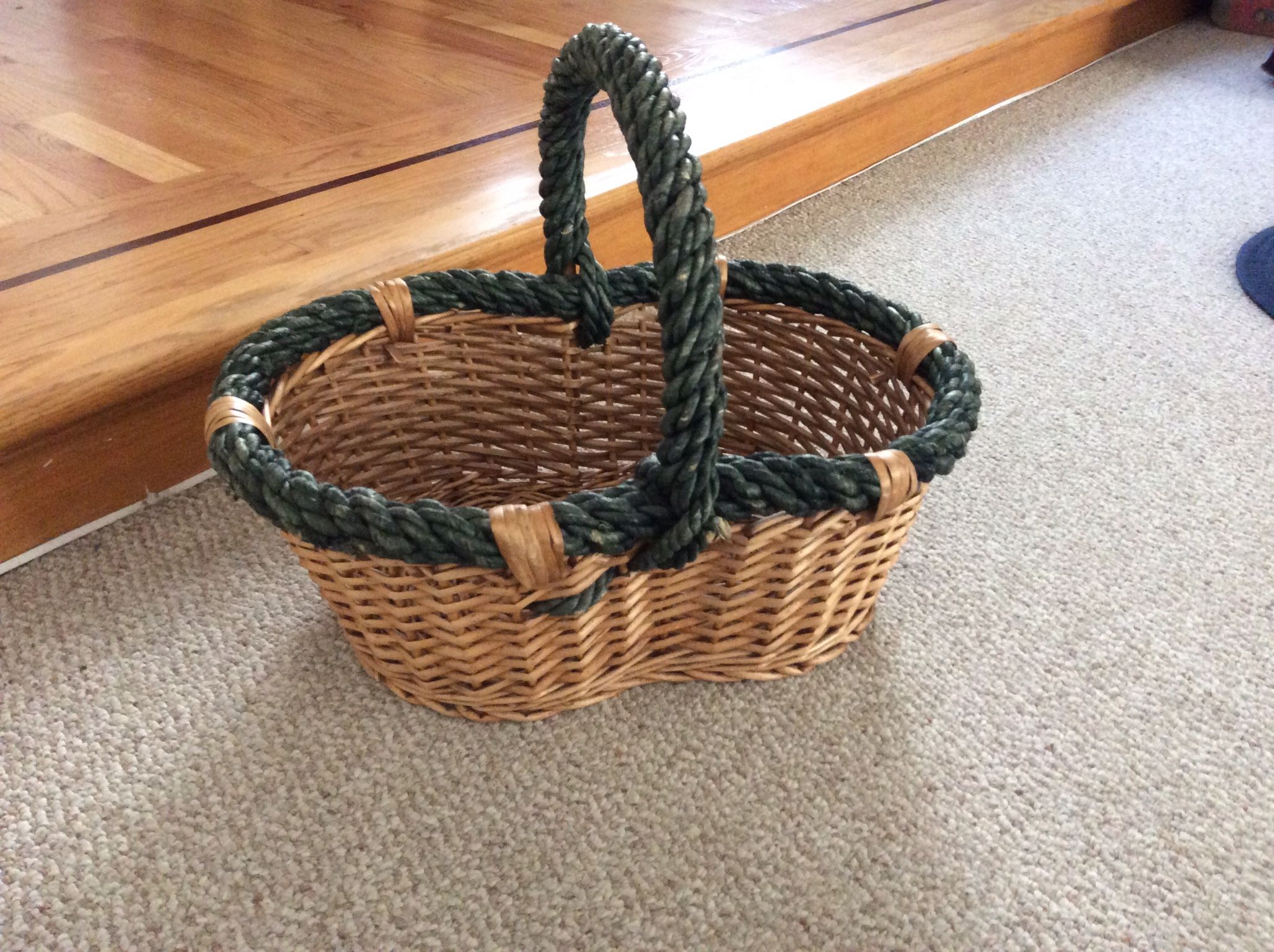 LARGE BASKET. Unique Kidney Shape 20” X 13” 8” Deep