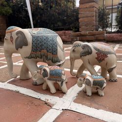 Vintage Elephant Family Figurines – Hand Painted Ceramic Set of 4 (Large Set)
