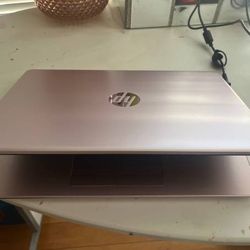 ** Pink HP Laptop NEW ** 