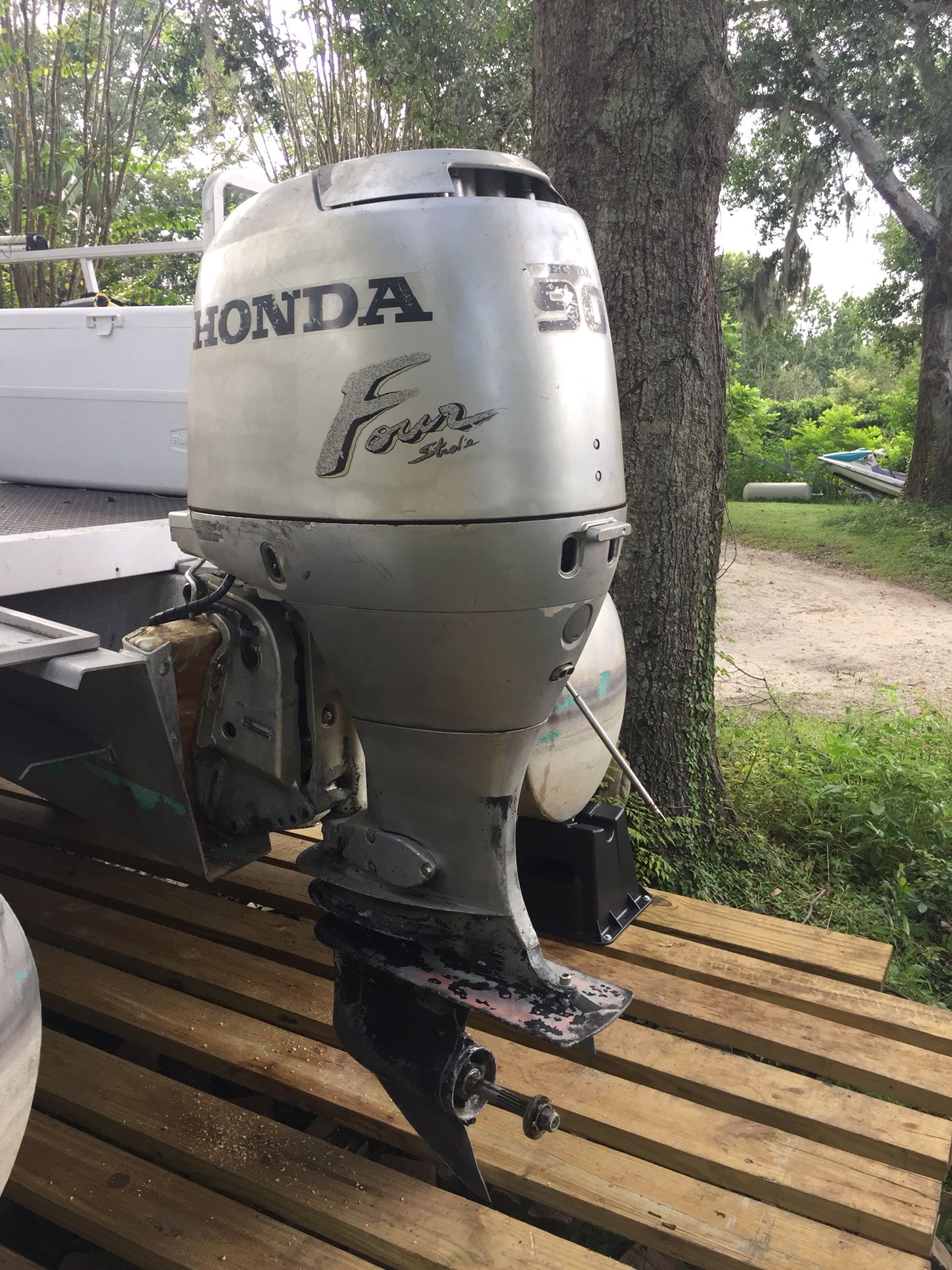 90hp Honda 4 Stroke outboard motor. 1996