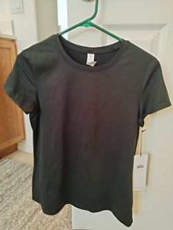 Women's Alo T-shirt Medium Black