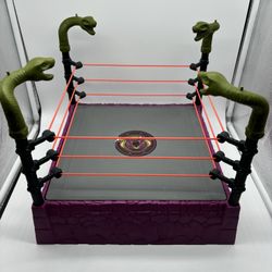 Mattel WWE Masters of the Universe Rattlesnake Mountain Wrestling Ring