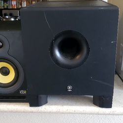 One Rokit5 Speaker And Subwoofer HS10W