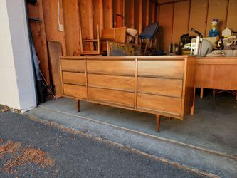 Mid Century Modern Dresser