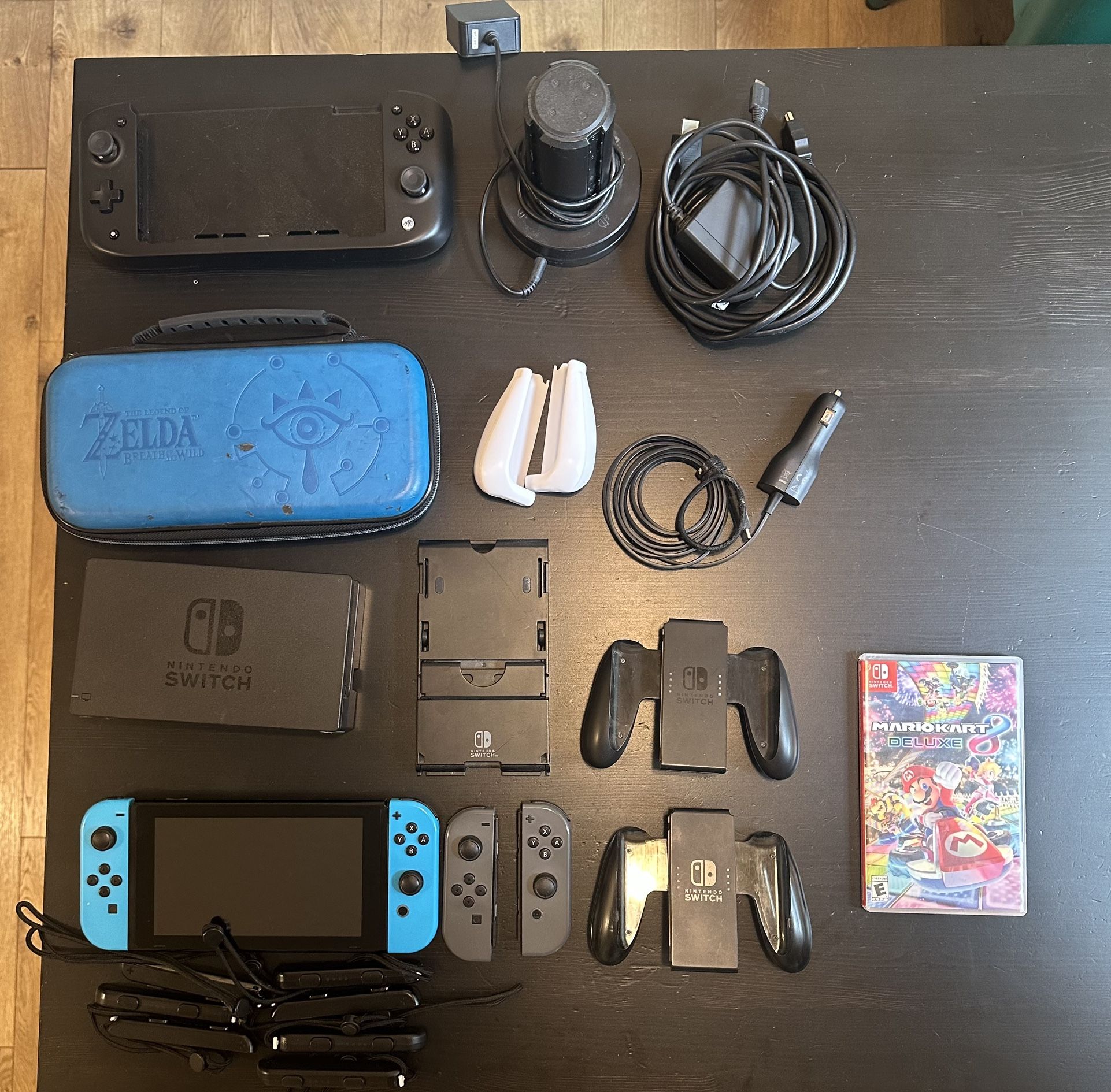 Nintendo Switch Gen. 1 w/ Game and accessories
