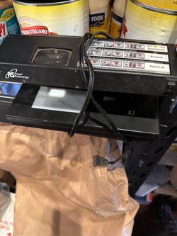 Check for counterfeit bills, money