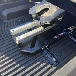 PullRite SuperGlide Fifth Wheel Hitch