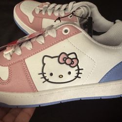Hello Kitty Shoes