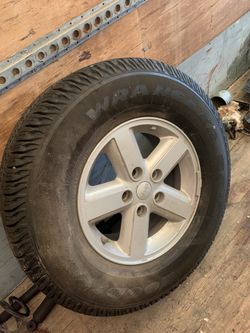 Jeep Wrangler spare tire