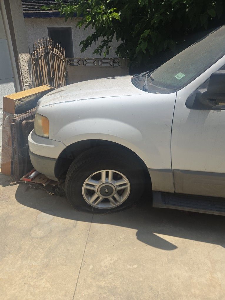 2003 Ford Expedition