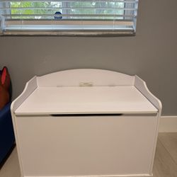 Toy Box/ Bench With Safety Hinged Lid 
