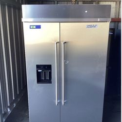KitchenAid 48’ in Side -by Side Built in Refrigerator With Ice and water