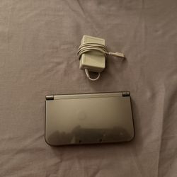 New Nintendo 3DS XL - Authentic Model 