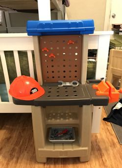 Black and Decker Tool Worktable