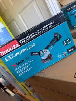 Makita 18V LXT Lithium-Ion Brushless Cordless 4-1/ 2 in. /5 in. X-LOCK Angle Grinder with AFT, Tool Only
