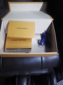 Louis Vuitton box