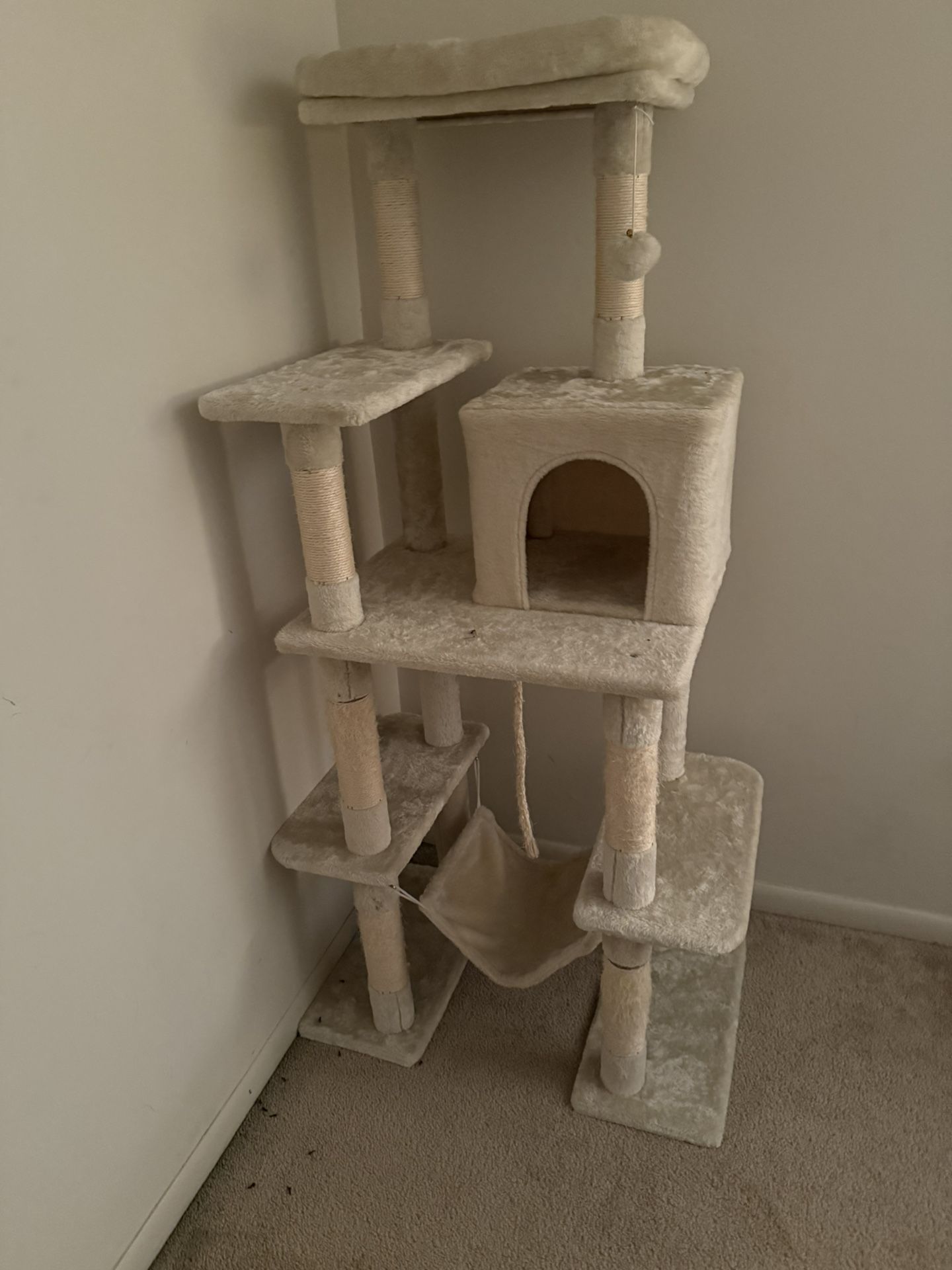 Cat Tree - Barely Used