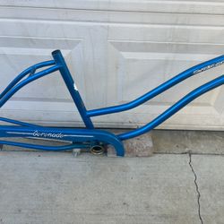 Cycle Pro 26in Beach Cruiser Frame  with chain guard. 