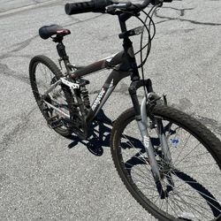 Mens Mongoose Bike