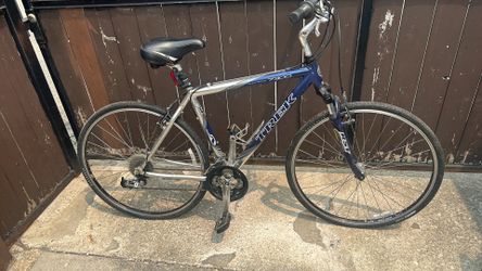 Trek bike multitrack7300