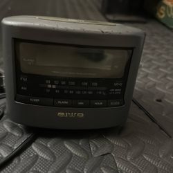 Free Aiwa Alarm Clock Radio Working