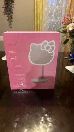 Hello Kitty LED Mirror