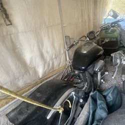 Suzuki Boulevard S40