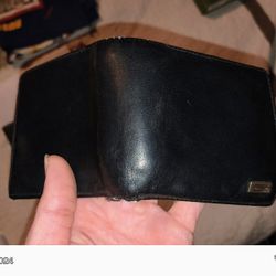 Mens Bifold Gucci Wallet 