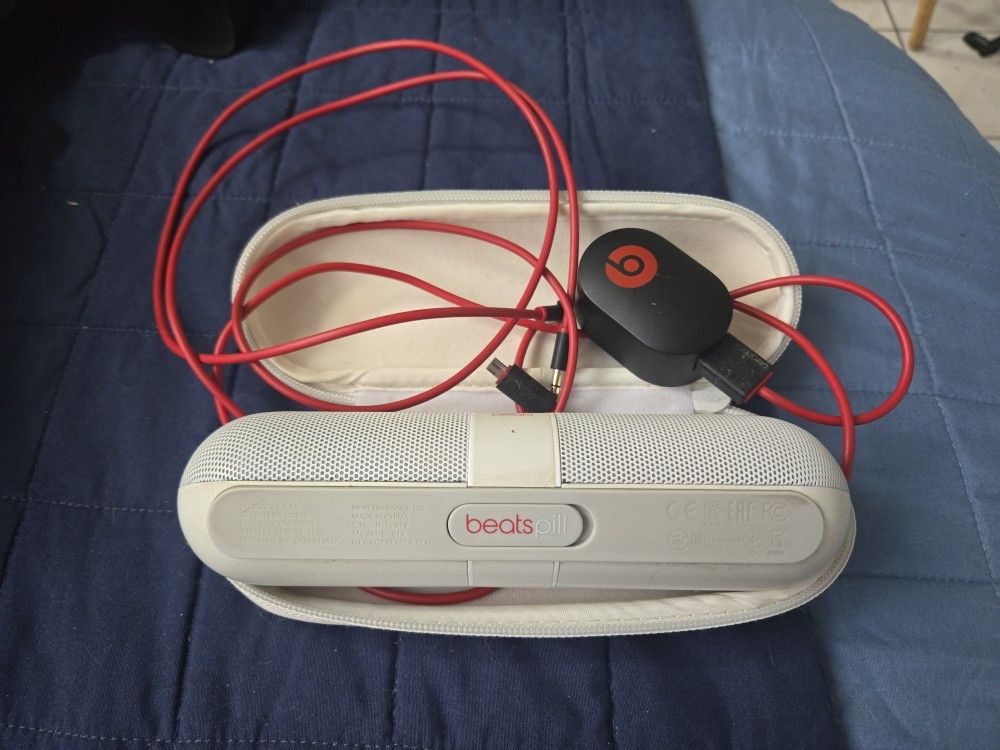 Beats Pill